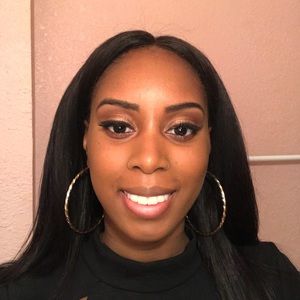 Meet your Posher, Rose